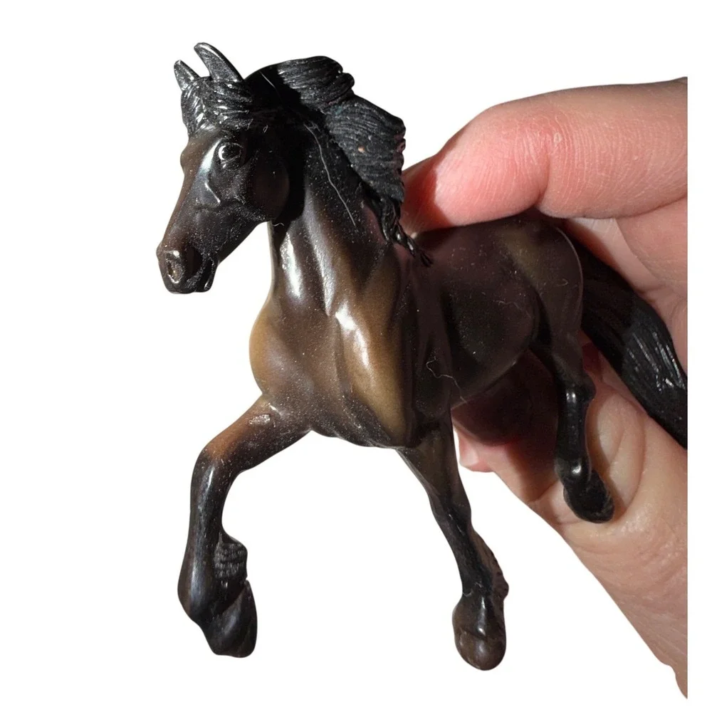 Breyer Stablemates Horse Dark Bay Fresian‎ Prancing Figurine